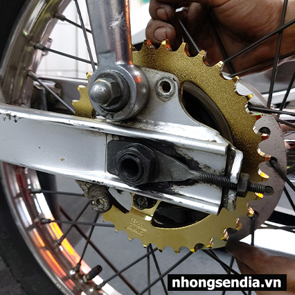 Nhông sên dĩa SSS cho Dream chính hãng