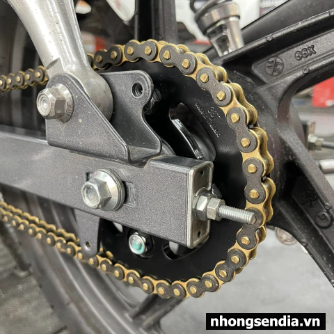 Sên RK vàng đen 428SB - 124L