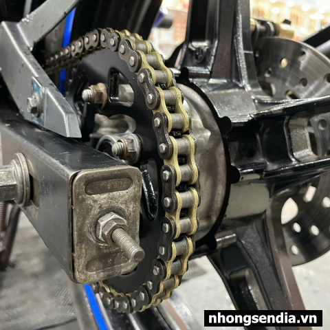 Nhông sên dĩa Pro-Bike tán đúc vàng đen cho Winner (44T) 428HS